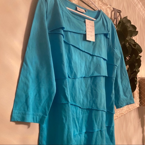 NWT Turquoise Ruffle Top - Picture 2 of 4